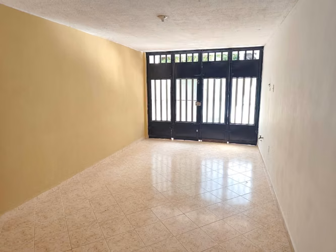 VENTA CASA CABECERA DEL LLANO. SECTOR PARQUE DE LOS LEONES