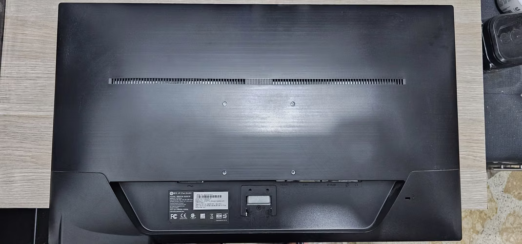 Intel i7-7700 | Board ASUS H110 | 16GB MHz | Disipador Cooler Hyper 212 | Torre Thermaltake