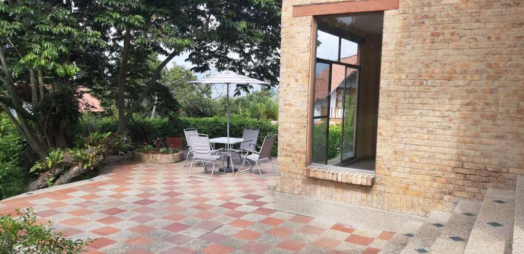 VENDO MI HERMOSA CASA CAMPESTRE CERCA A BOGOTA