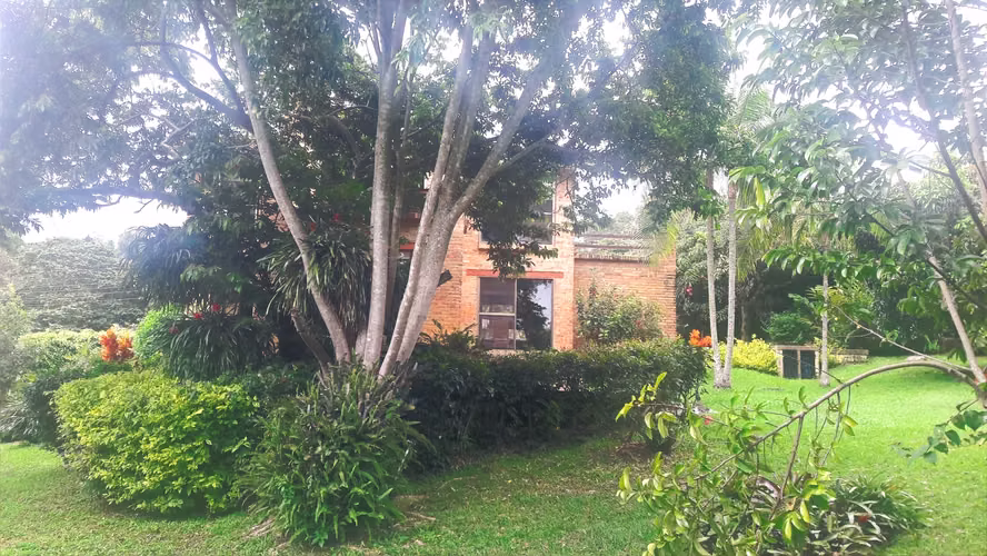 VENDO MI HERMOSA CASA CAMPESTRE CERCA A BOGOTA