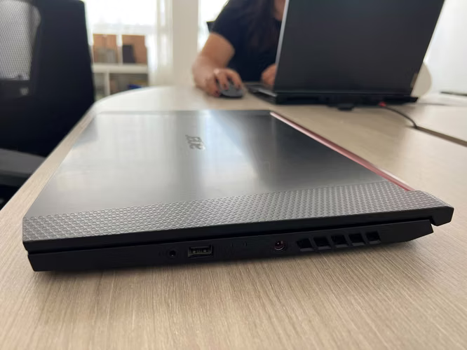 Portátil Gamer Acer Nitro 5 - Imagen 5