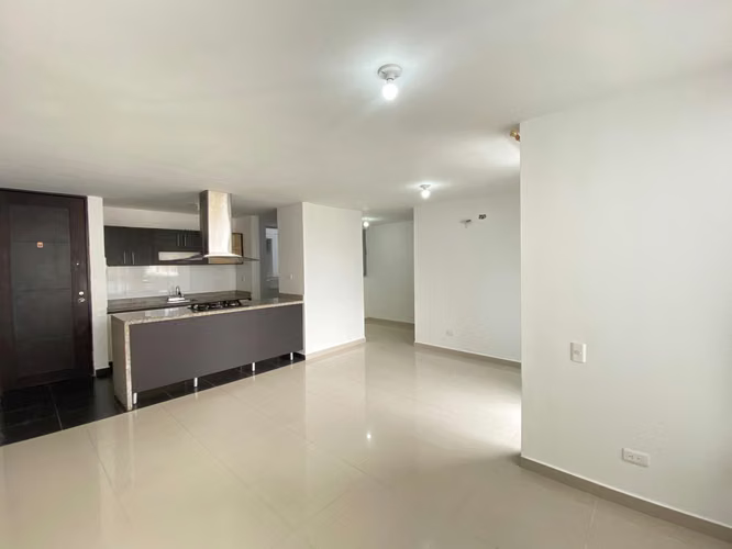 Beautiful and Spacious fit in rental Villa Carolin- Admon included in the canon