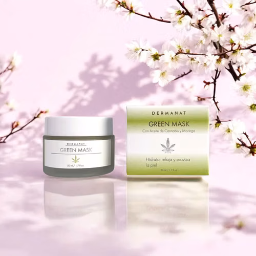 Green Mask (moisturizing and soothing facial mask) Dermanat