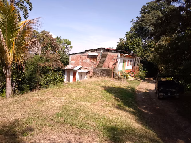 SE VENDE FINCA CAFETERA EN PIJAO QUINDIO