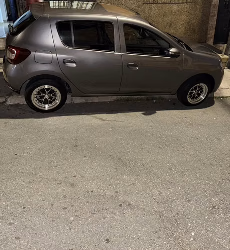 Vendo sandero life  negociable - Imagen 2