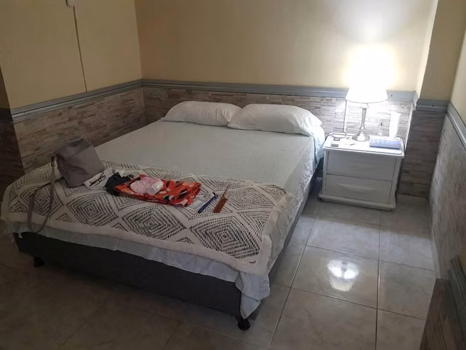 APTO BIEN UBICADO CALLE 72 CON 39 AV. SHAKIRA - Imagen 4