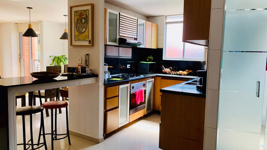SE ARRIENDA APARTAMENTO EN SAN PATRICIO