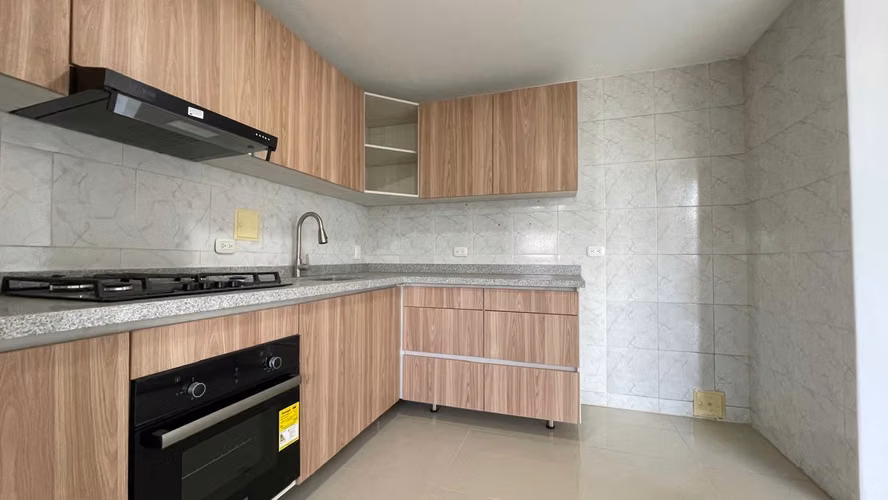 VENTA APARTAMENTO CAÑAVERAL.  CONJUNTO RESIDENCIAL CLUB HOUSE 3