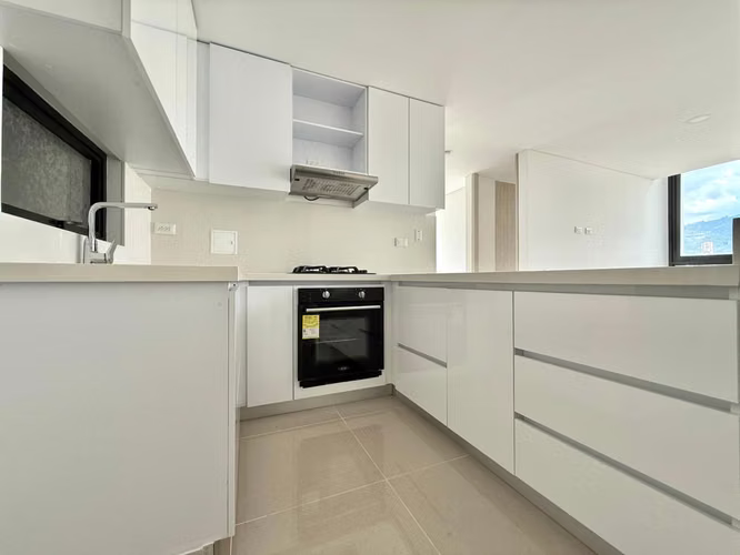 VENTA APARTAMENTO PUERTA DEL SOL. CONJUNTO CITY CENTER