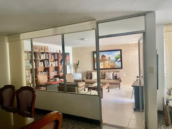 VENTA APARTAMENTO CABECERA DEL LLANO. EDIFICIO MARTHA CECILIA 