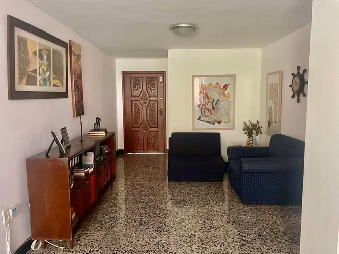 VENTA APARTAMENTO CABECERA DEL LLANO. EDIFICIO MARTHA CECILIA 