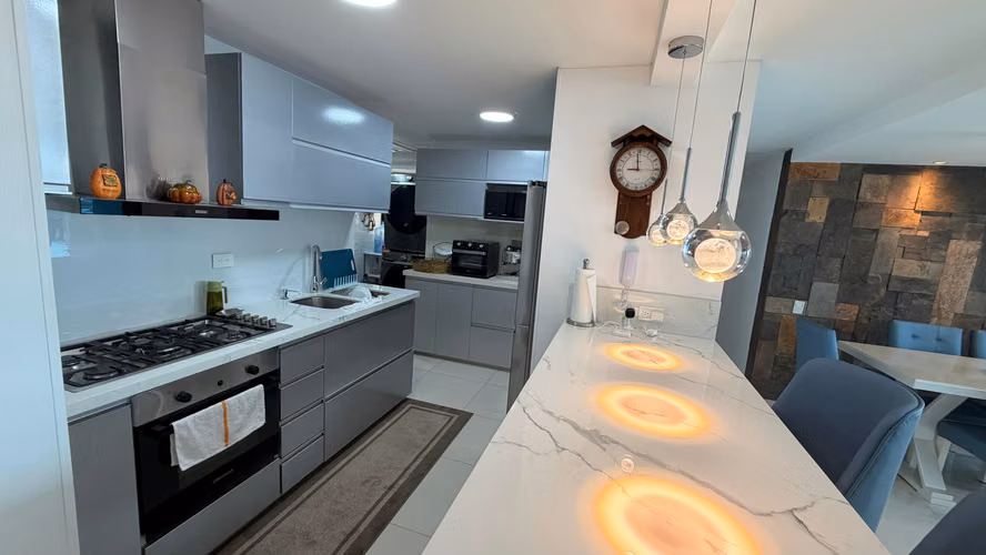 VENTA APARTAMENTO TEJAR. CONJUNTO HISPANIA