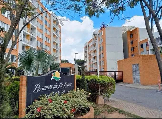SALE APARTMENT PEDICUEST. SET RESERVATION OF THE LOMA