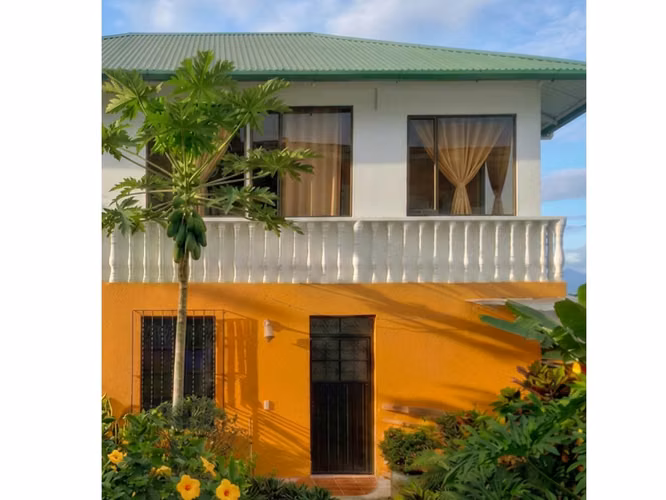 Espectacular  Finca en Anapoima Vereda La Esmeralda – 2 Casas, Piscina Y Gran Terreno