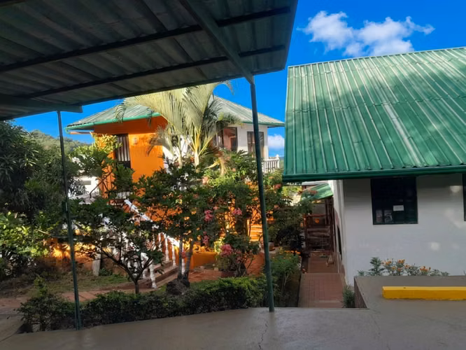 Espectacular  Finca en Anapoima Vereda La Esmeralda – 2 Casas, Piscina Y Gran Terreno