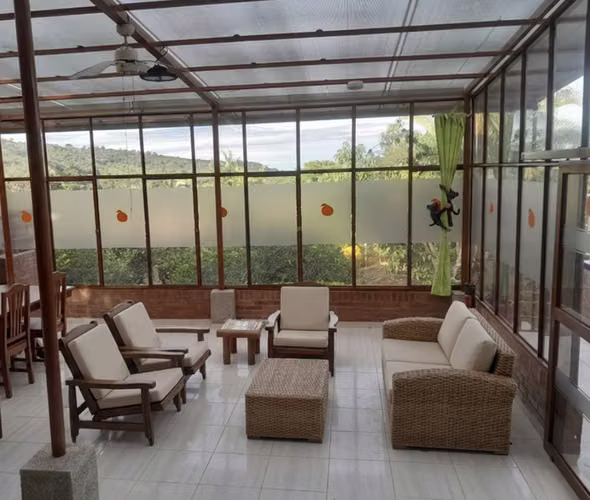 Espectacular  Finca en Anapoima Vereda La Esmeralda – 2 Casas, Piscina Y Gran Terreno