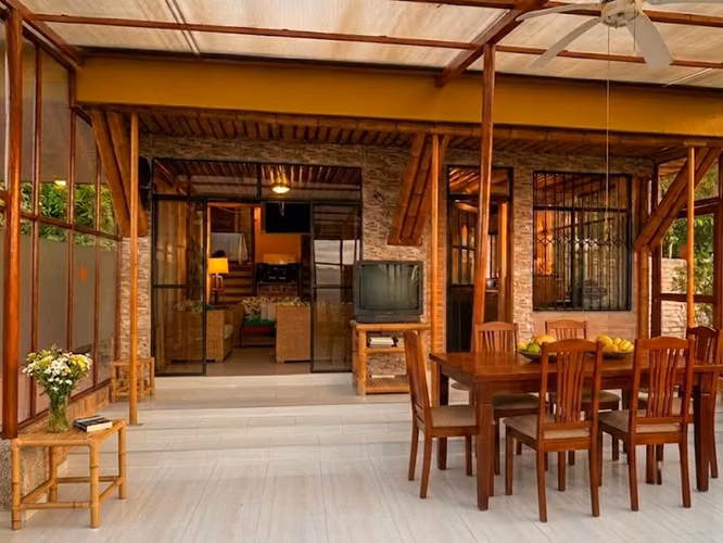Espectacular  Finca en Anapoima Vereda La Esmeralda – 2 Casas, Piscina Y Gran Terreno