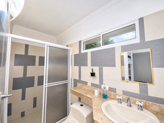SE VENDE CASA RENTABLE EN SANTA MARTA SECTOR VILLAS DEL MAR II - CERCA DE EL RODADERO