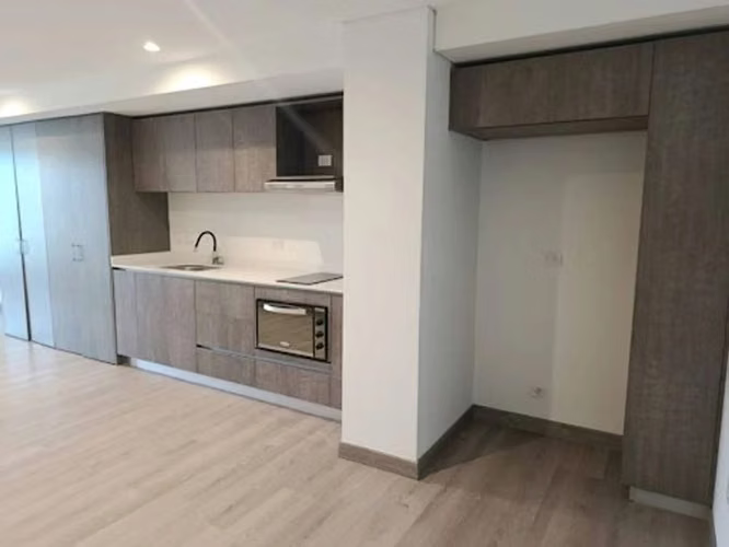SE ARRIENDA APARTAMENTO EN CHAPINERO ALTO - Imagen 5