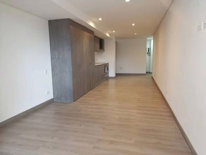 SE ARRIENDA APARTAMENTO EN CHAPINERO ALTO - Imagen 3