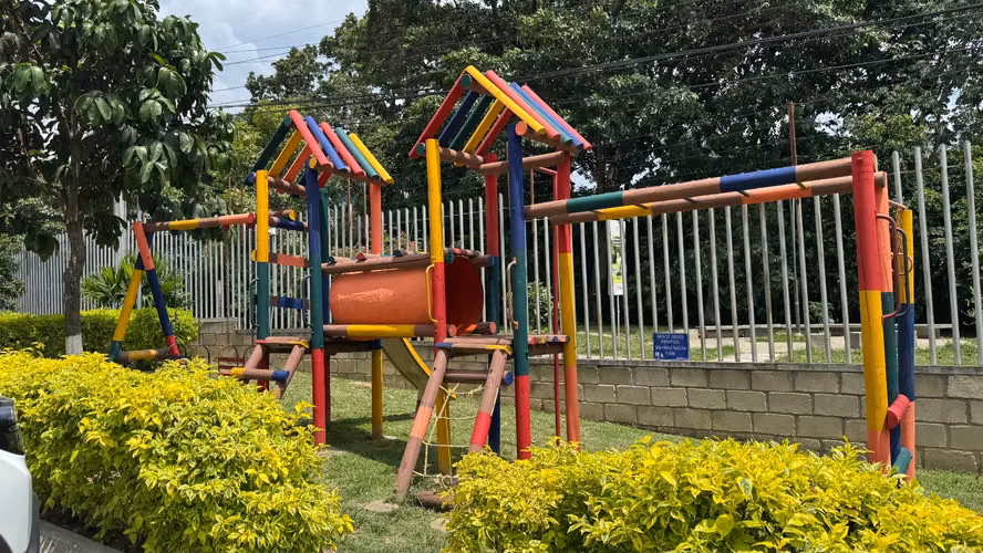 VENTA APARTAMENTO PIEDECUESTA. CONJUNTO RESIDENCIAL GUAYACÁN ENTREPARQUES