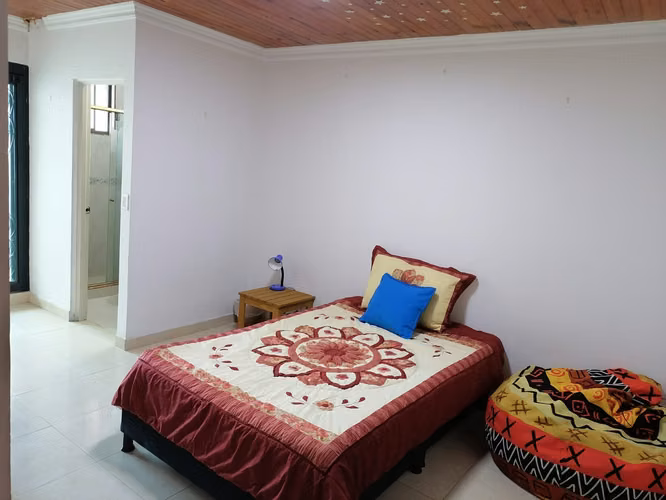 Vendo directo  casa rentable  en Villa del Prado, Bogotá - Imagen 10