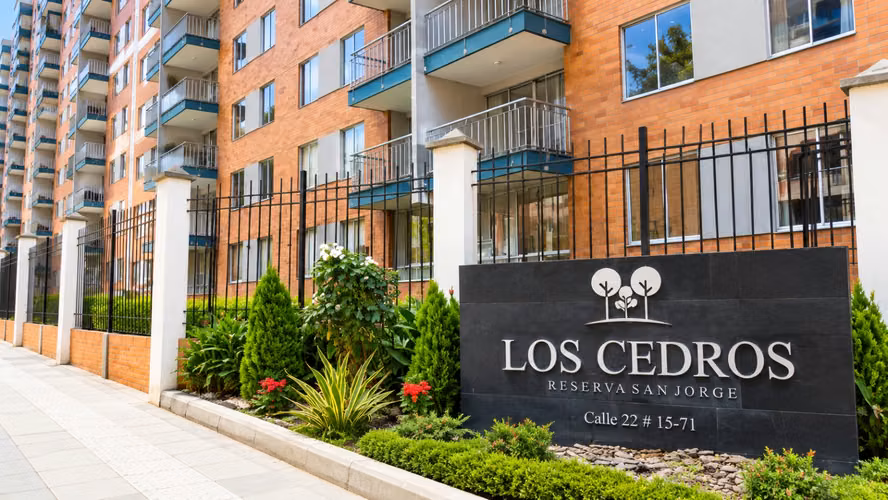 VENTA APARTAMENTO RESERVA SAN JORGE. CONJUNTO RESIDENCIAL LOS CEDROS