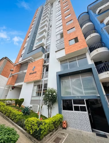 VENTA APARTAMENTO DIAMANTE DOS. EDIFICIO MARDELIZ