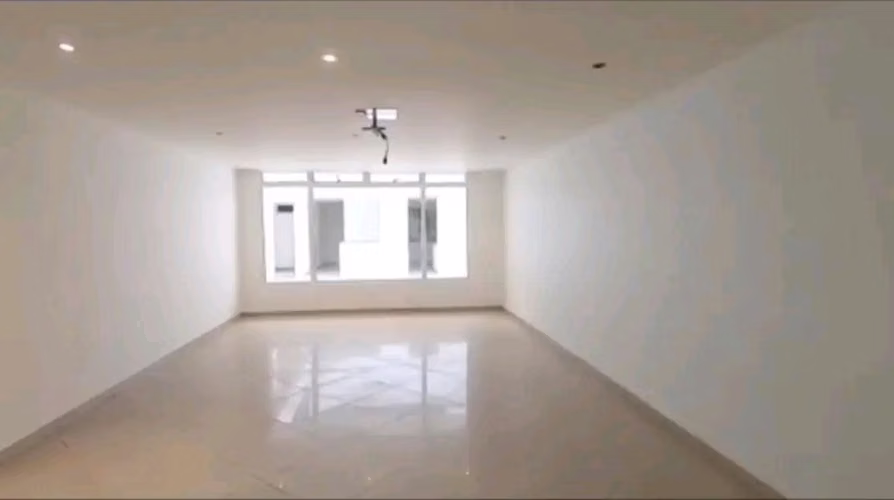 SE ARRIENDA CASA COMERCIAL EN SUBA