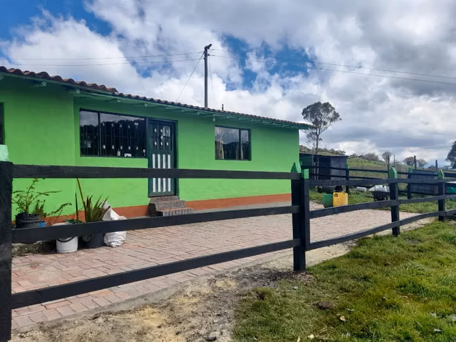 Excelente finca a 12 kms de tabio por via destapada en buen estado - Imagen 9