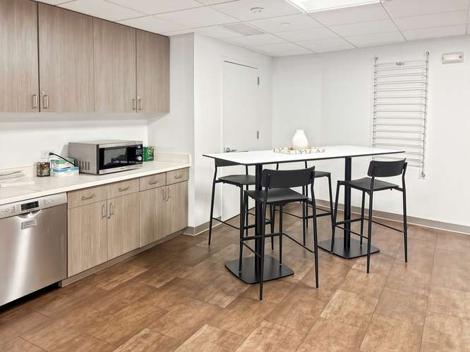 Coworking en alquiler – Open Office Bogota, Business Suites Santa Barbara en