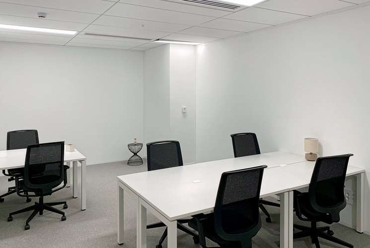 Alquiler de oficina abierta bellamente diseñada para 15 personas en Bogota, 122 Logic