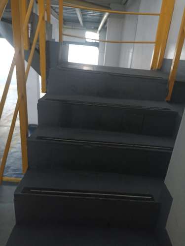 BODEGA BIEN UBICADA - Imagen 7
