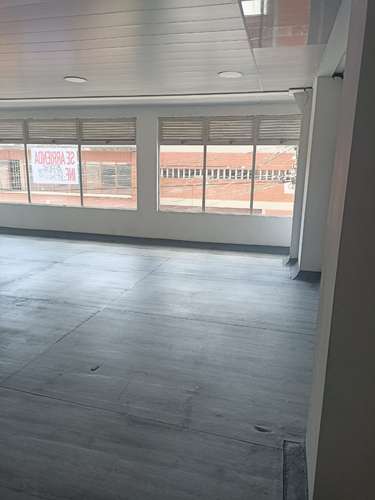 BODEGA BIEN UBICADA - Imagen 9