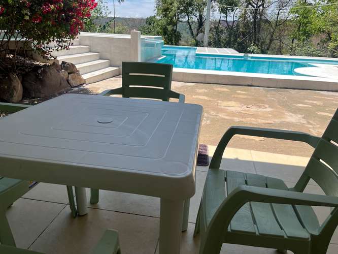 Casa quinta con predio hermoso ya adecuados empresa o vivienda 