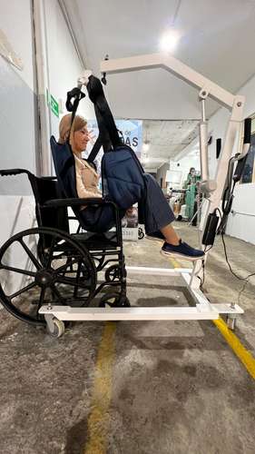 Grua movilidad reducida adulto mayor de uso en casa