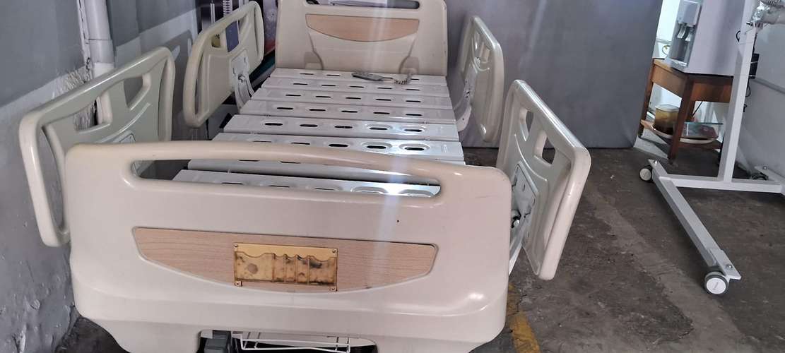 Cama Electrica de 5 Movimientos cuidado en casa Mantenimiento Repuestos Reparación camas eléctricas