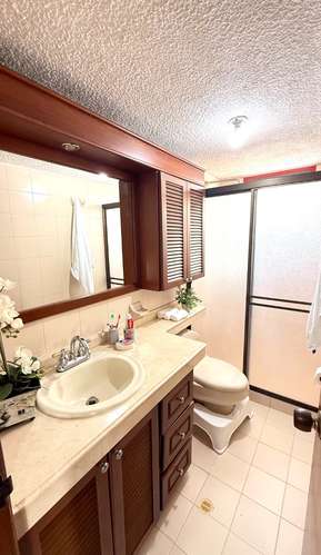 VENTA CASA LAGOS DEL CACIQUE. CONJUNTO QUINTAS DEL CACIQUE 