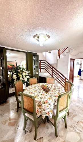 VENTA CASA LAGOS DEL CACIQUE. CONJUNTO QUINTAS DEL CACIQUE 