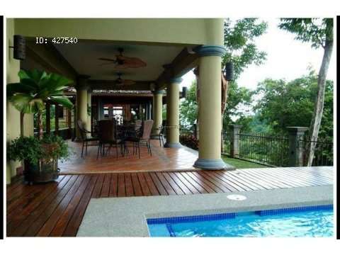 Casa para alquilar en Manuel Antonio, Puntarenas 