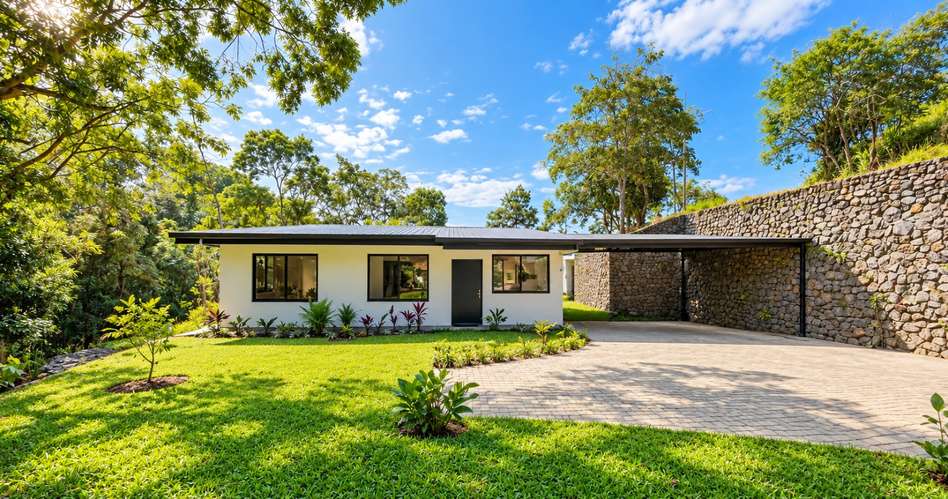 Casa Nueva de 1 Nivel en Atenas | 6,466m² Lote + Piscina Privada + 3 Habs + Terraza | Vistas Guácimo | Venta $479,000 - Imagen 2