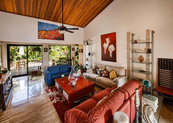 Hermosa casa Hacienda los Reyes- La Guácima