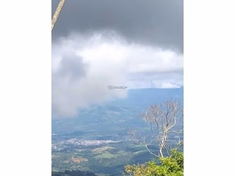 VENTA DE FINCA EN SAN ISIDRO DEL GENERAL EN PEREZ ZELEDON - Imagen 8