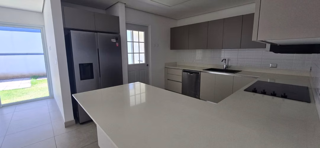 Source Living – Guachipelín, Escazú | Amplia Casa Nueva - Imagen 10