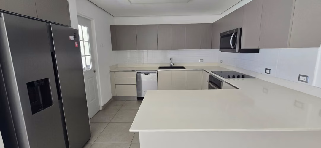 Source Living – Guachipelín, Escazú | Amplia Casa Nueva - Imagen 13