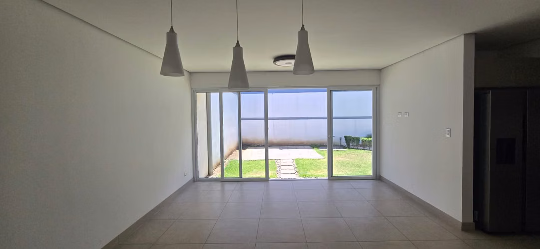 Source Living – Guachipelín, Escazú | Amplia Casa Nueva - Imagen 11