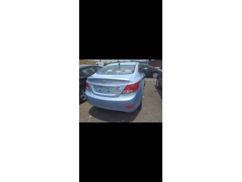 Hyundai Accent 2013 Automático Americano