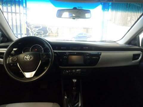Toyota Corolla LE 2015 Automático