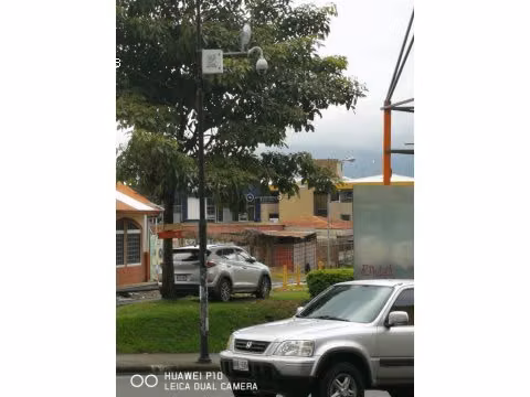 Lote en San Jose, Avenida Segunda, plaza Democracia - Imagen 3