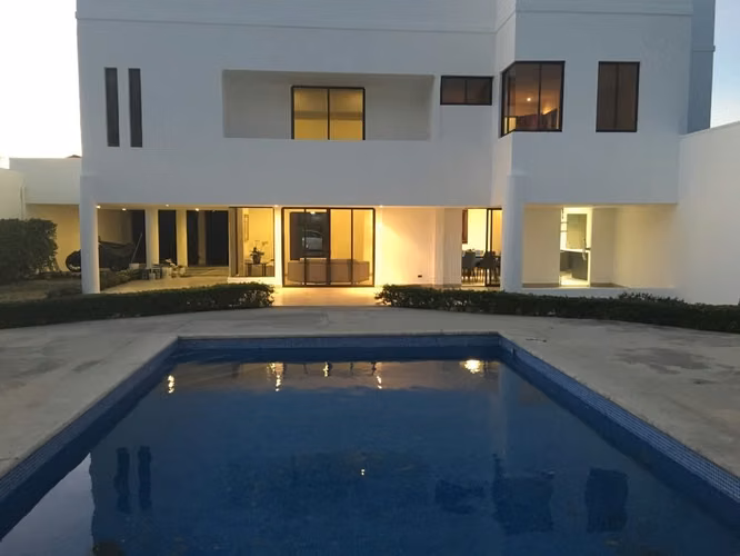 VENTA DE CASA EN ESCAZU - Imagen 2